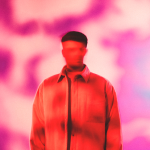 娇小自由者西元孩儿
