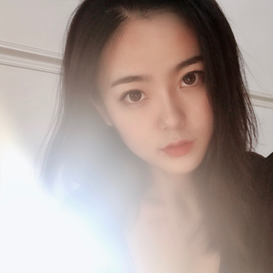 娇小自由者西元孩儿
